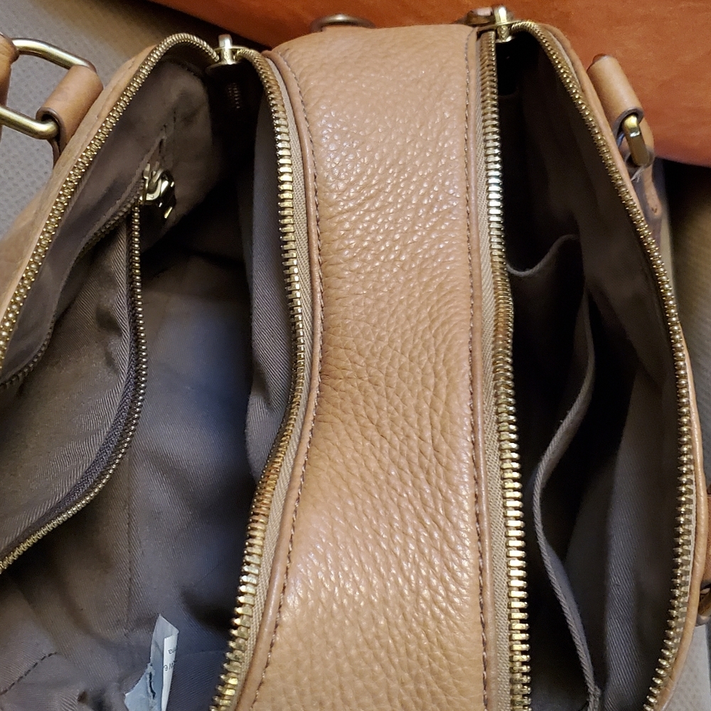 handbag - Picture 3 of 6